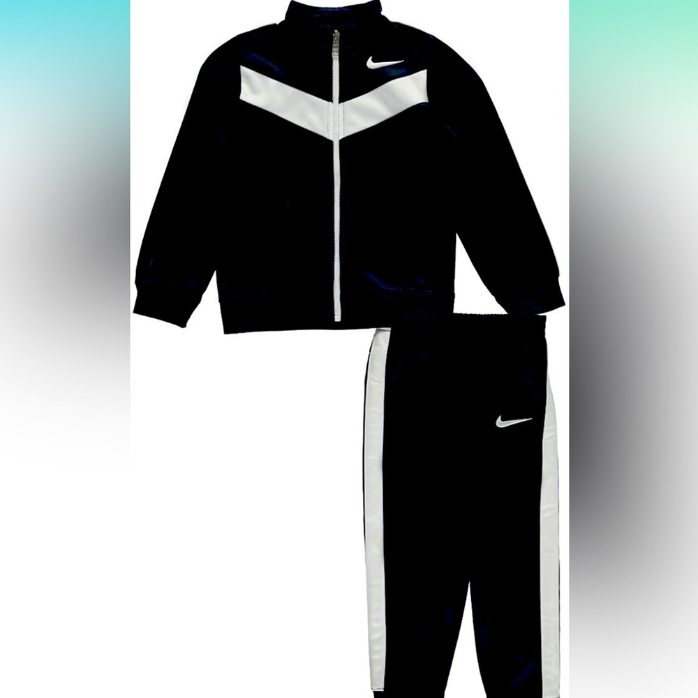 Brand new Nike Tracksuit for Toddler